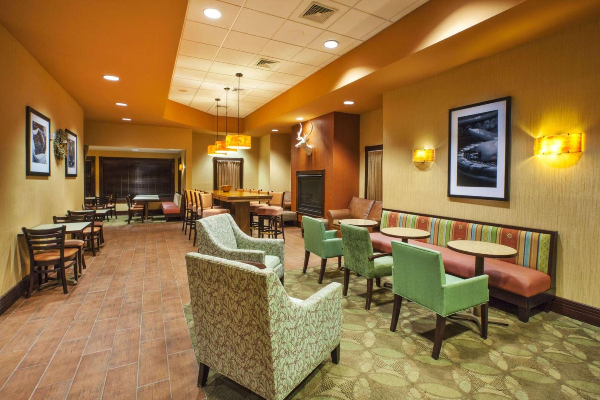 Hampton Inn Gaylord Zewnętrze zdjęcie