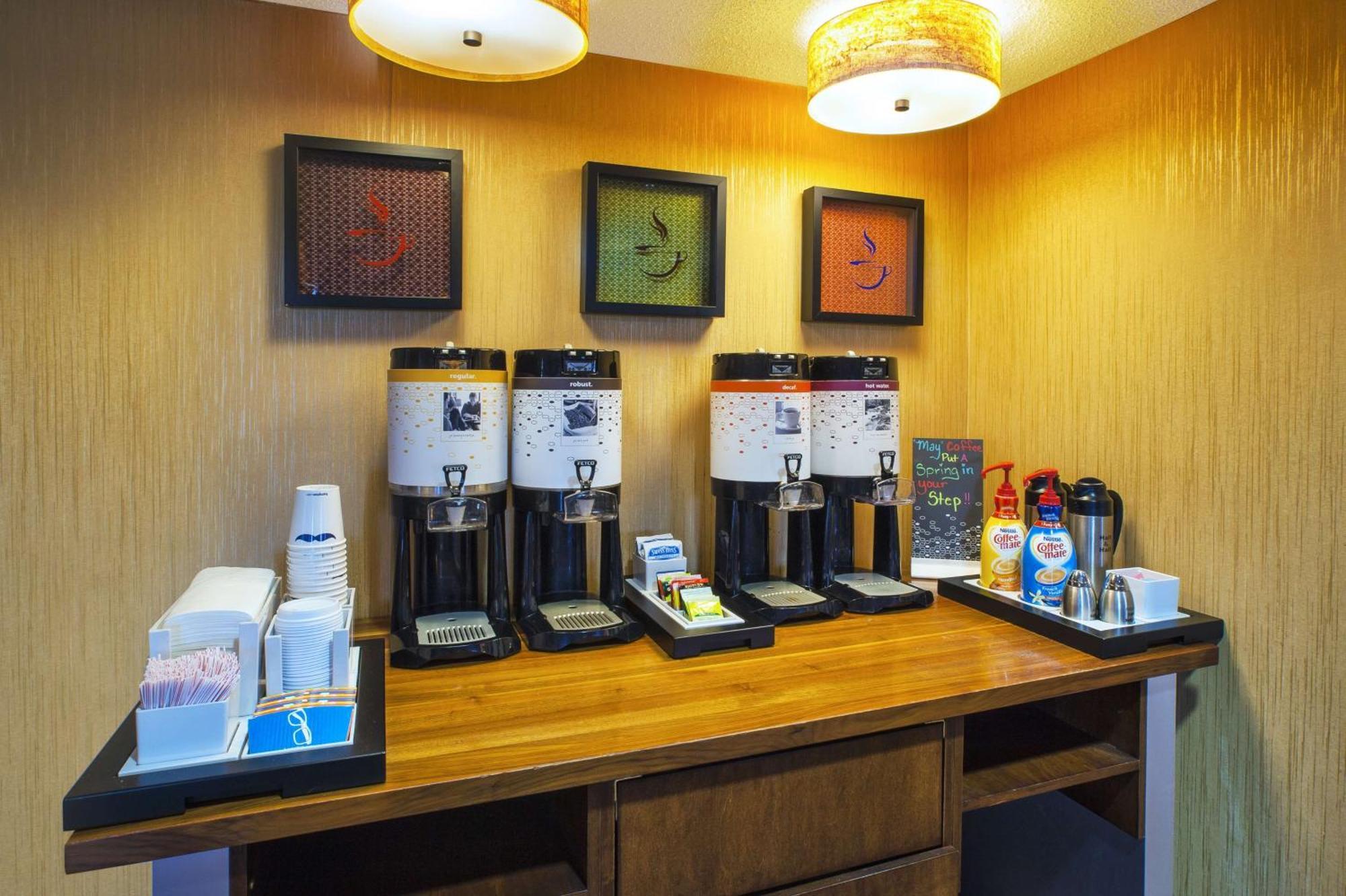 Hampton Inn Gaylord Zewnętrze zdjęcie